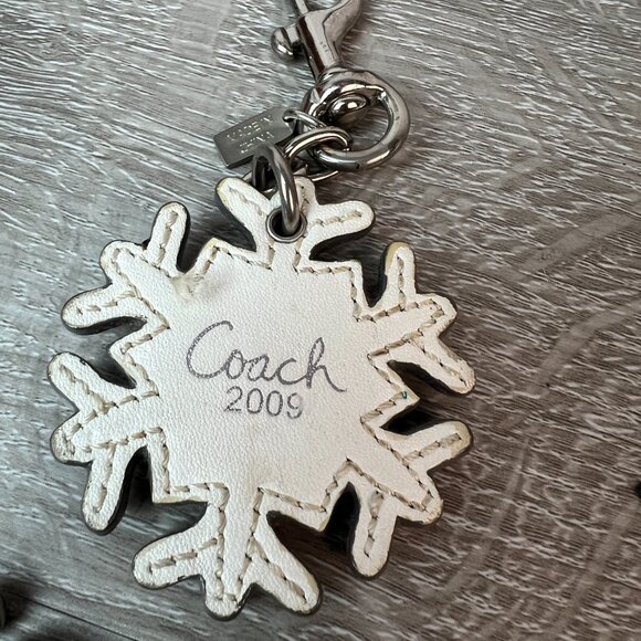 Coach Vintage Gem Snowflake Bag Charm Keychain hangtag - Picture 5 of 5